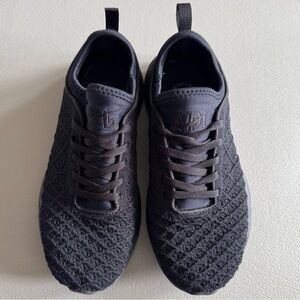 APL x Lululemon Techloom Phantom Running Shoes | Women’s Size 6 | Sneakers